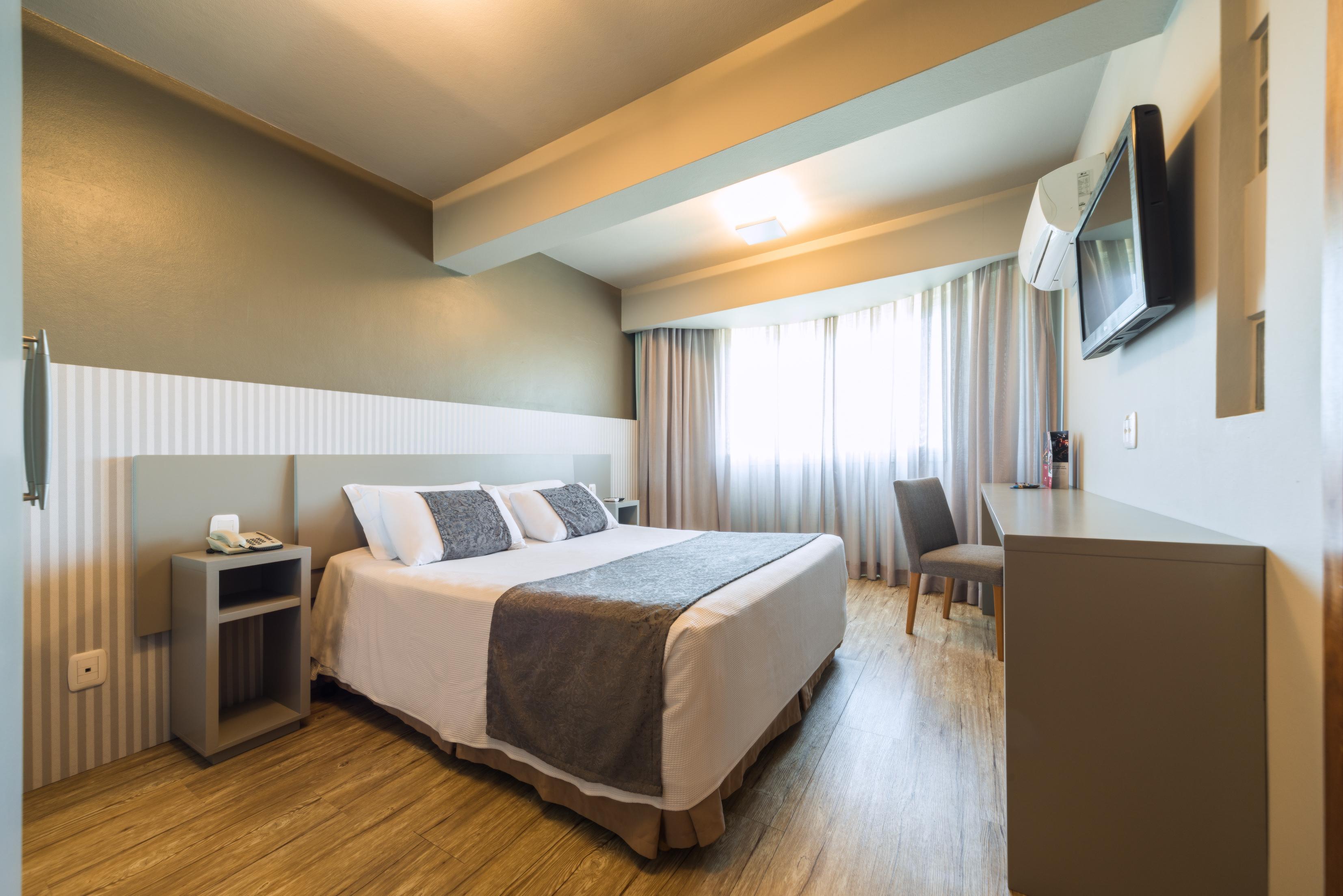 Hotel Laghetto Siena Грамаду Экстерьер фото
