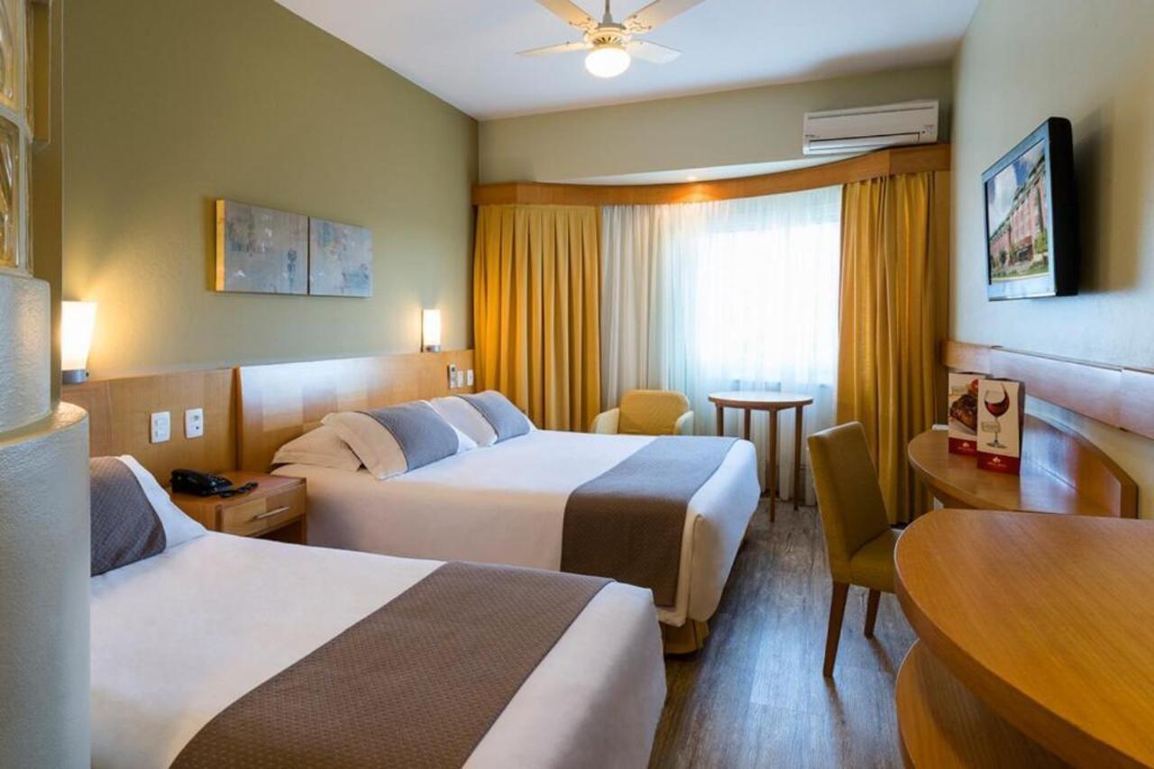 Hotel Laghetto Siena Грамаду Экстерьер фото
